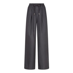 Lofty Manner kela rk40 pleated tailored