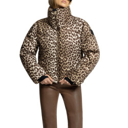Nikkie Ulia leopard jacket