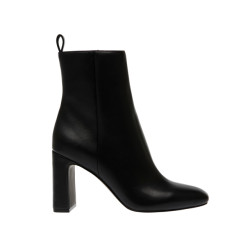 Steve Madden Adelisa boots