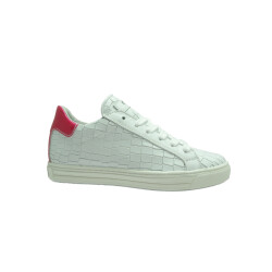 Giga Sneakers
