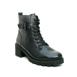 Remonte D0a74